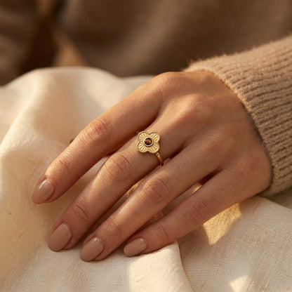 Bague ouverte florale en or
