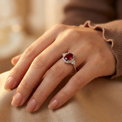 Bague halo en argent à rubis