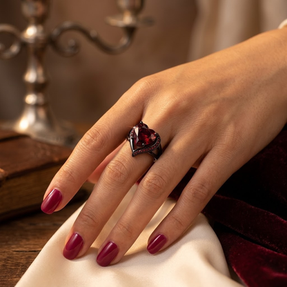 Bague cœur en argent à rubis