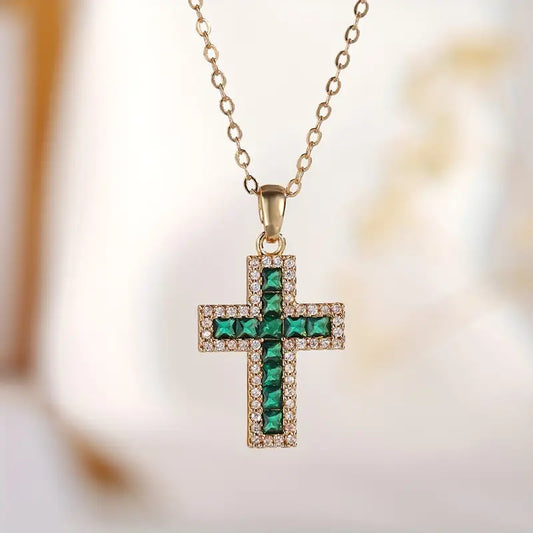 Collier pendentif croix Solène à l'émeraude | Or
