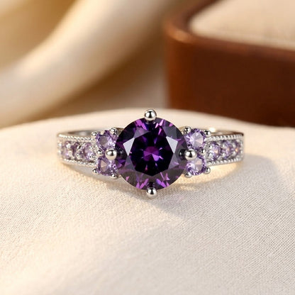Bague à pierres latérales en argent à améthyste