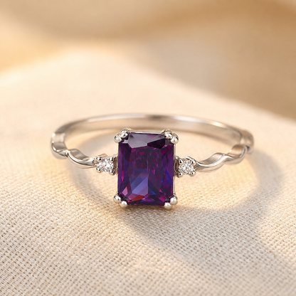 Bague taille émeraude en argent à améthyste