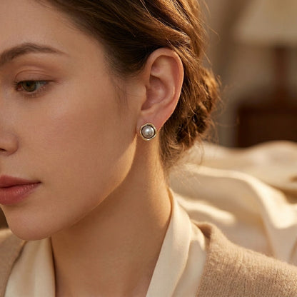 Puces d'oreilles perle en or