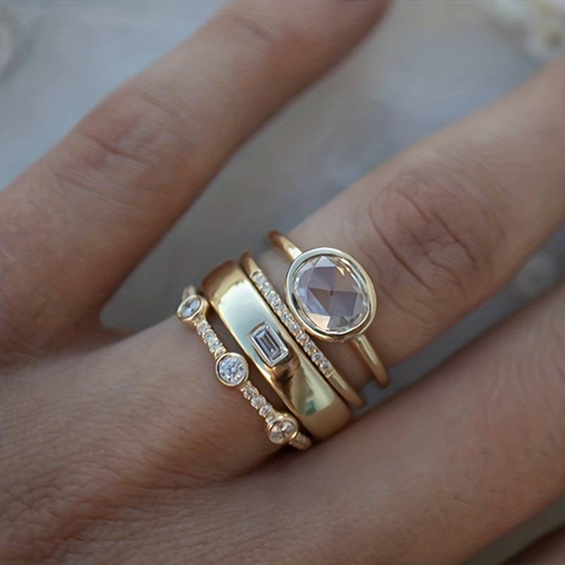 Lily – Lot de bagues vintage en or et zircone