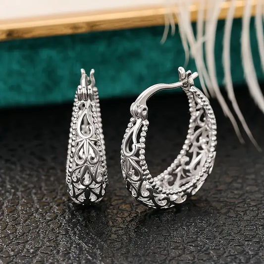 Boucles d'oreilles anciennes panier ajouré | Or blanc